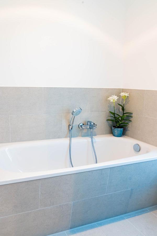 Zweite Heimat Apartment 2 Ломе Экстерьер фото